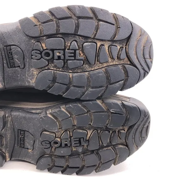 Sorel Waterfall Mid  Winter Boots 9