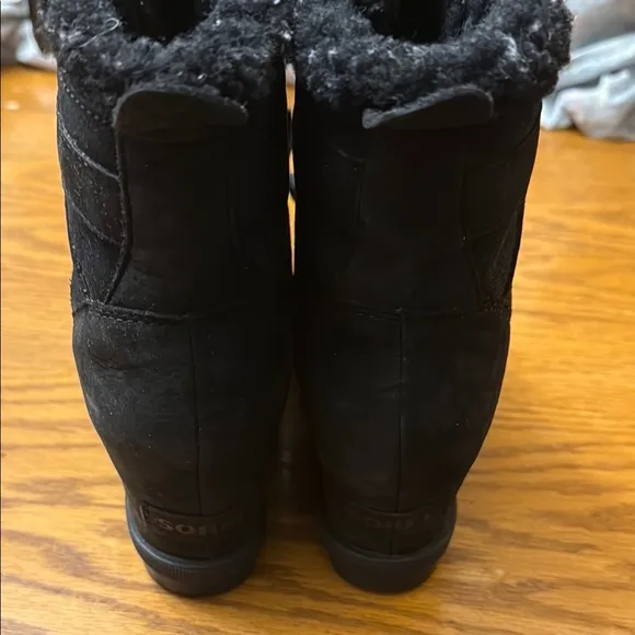 Sorel Wedge boots