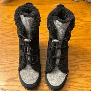 Sorel Wedge boots