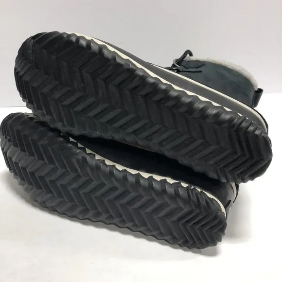 Sorel Women's Caribou Slim Black Winter Boots, Size 8.5 M.