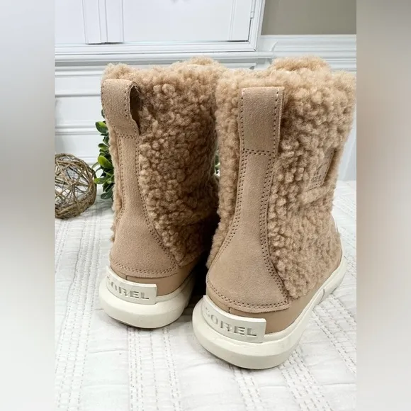 SOREL Women’s Explorer II Joan Cold-Weather Boots in Canoe Chalk Size 5 NWT