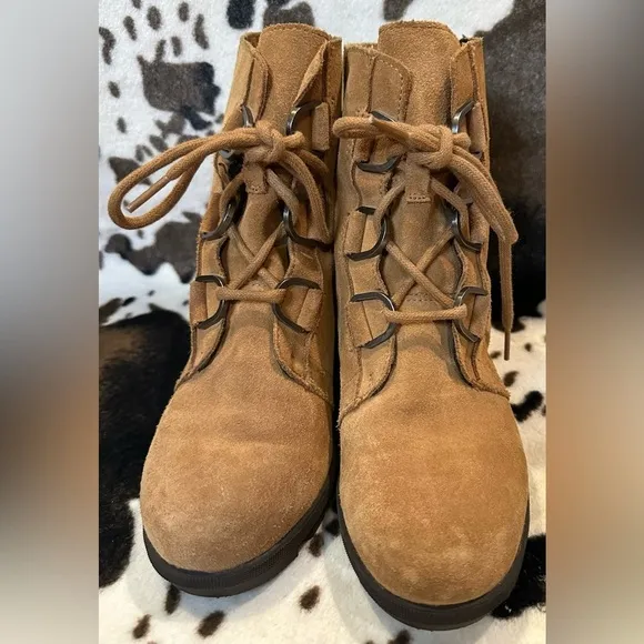 Sorel Women’s Joan of Arctic Wedge II Waterproof Suede Boots Size 5