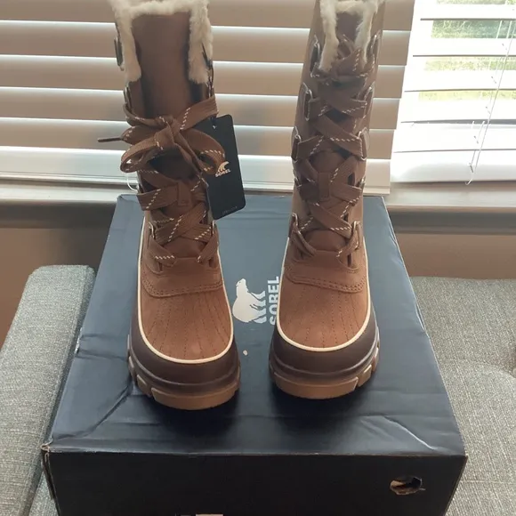 Sorel Women's Tivoli V Tall Waterproof Boots, size 6.5
