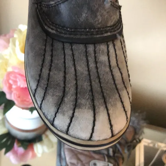 Sorel Women's Tofino Grey Distressed Winter Boots