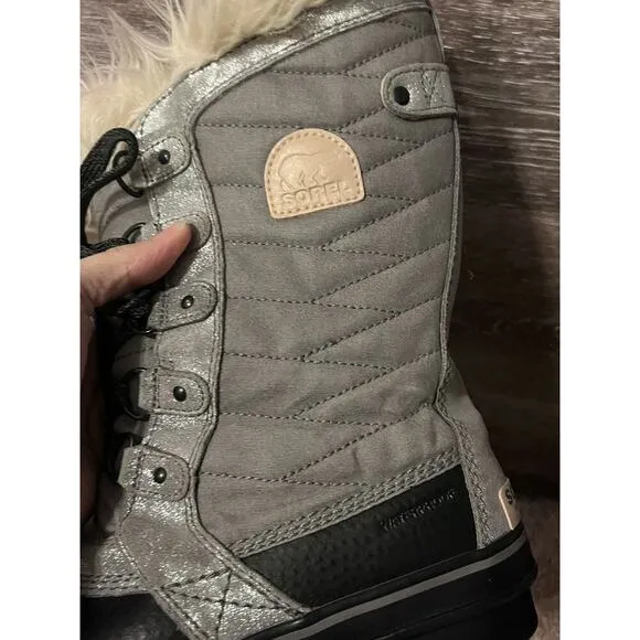 Sorel Women's Tofino II Boot Women Size 6 Black Fur Trim Lace Up Winter Shoes