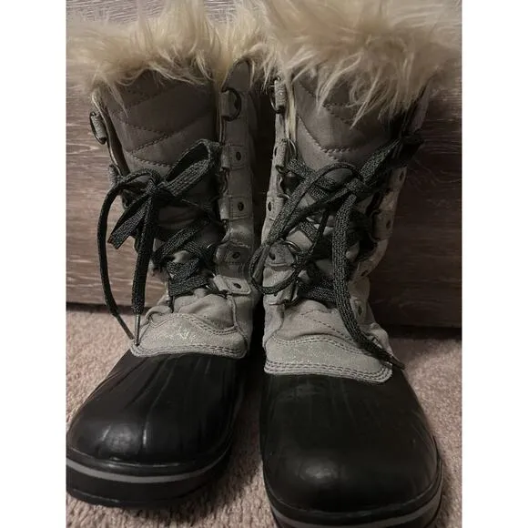 Sorel Women's Tofino II Boot Women Size 6 Black Fur Trim Lace Up Winter Shoes