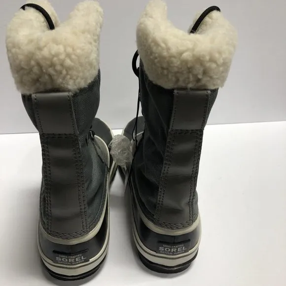 Sorel Women's Winter Carnival, Gray Winter Boots, Size 9M