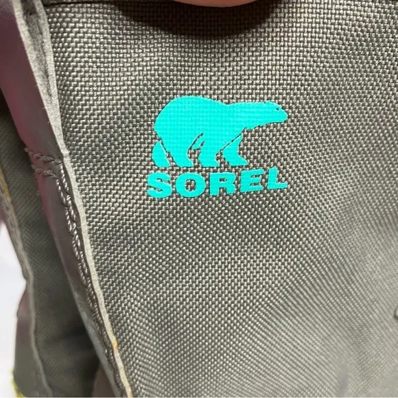 Sorel Yoot Pac insulated waterproof boots gray, teal youth size 5