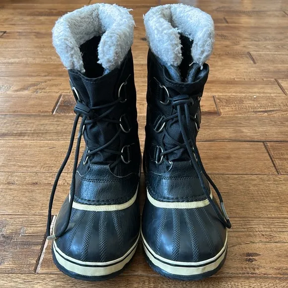 Sorel Yoot Pac Nylon Waterproof Insulated Winter Snow Boots Black Youth Size 6