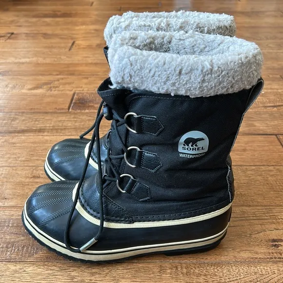 Sorel Yoot Pac Nylon Waterproof Insulated Winter Snow Boots Black Youth Size 6