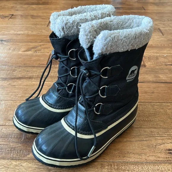 Sorel Yoot Pac Nylon Waterproof Insulated Winter Snow Boots Black Youth Size 6