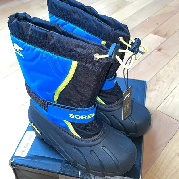 SOREL - Youth Flurry Winter Snow Boots for Kids 2 New