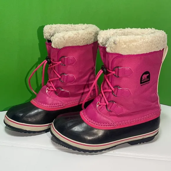 Sorel Youth Yoot Pac Nylon Winter Boot Girls Size: 7