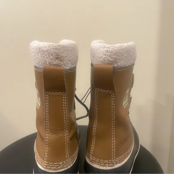 Sorel Youth Yoot Pac TP Insulated Waterproof Mesquite Winter Boots Size 5 Youth
