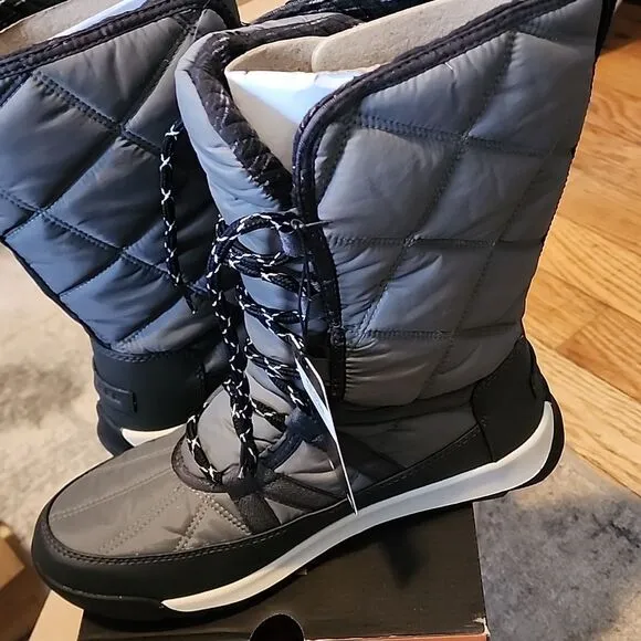Sorel Quilted Black and gray NWT Winter Boots size 9.5
