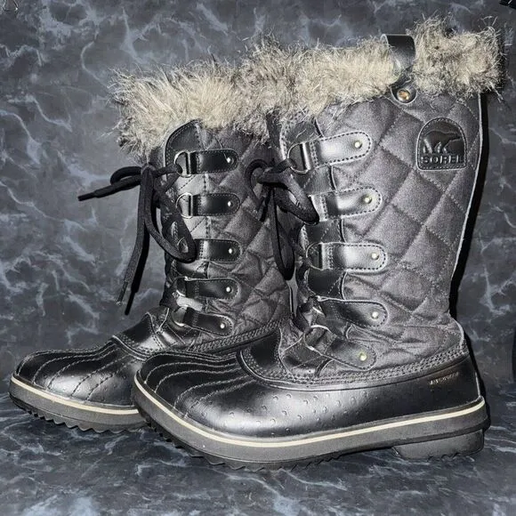 Sorel Tofino II Waterproof Black Winter Fur Outdoor Boots Womens Size 10.5