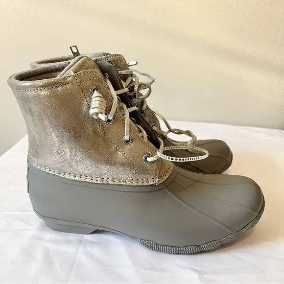 SPERRY- NEW Gray and Silver Duck Boots Size 8