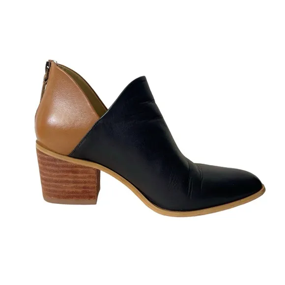 Sseko Two-Tone leather V Boot womens ankle boots size 8