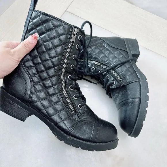 Steve Madden Combat Boots black leather/NWOB