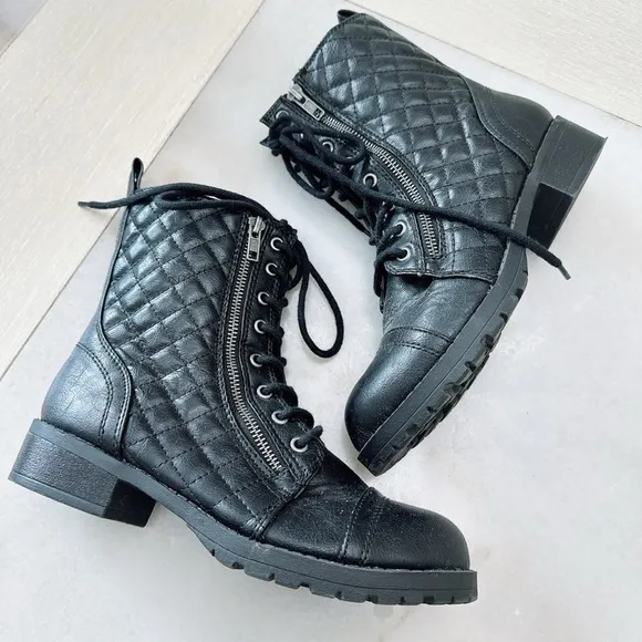 Steve Madden Combat Boots black leather/NWOB