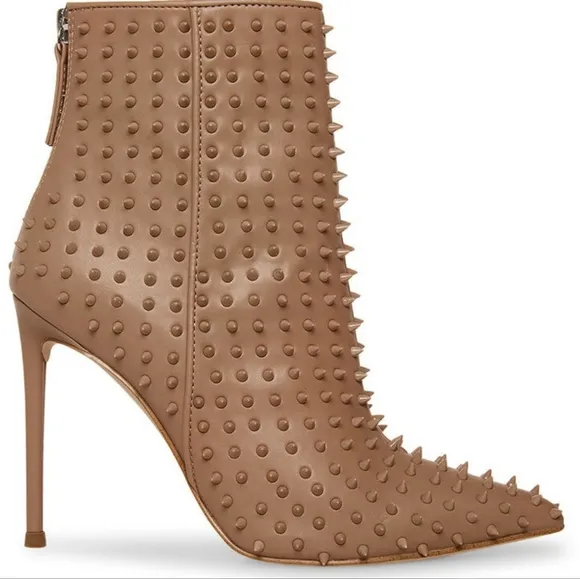 Steve Madden Vapor Boots in Mocha Size 9