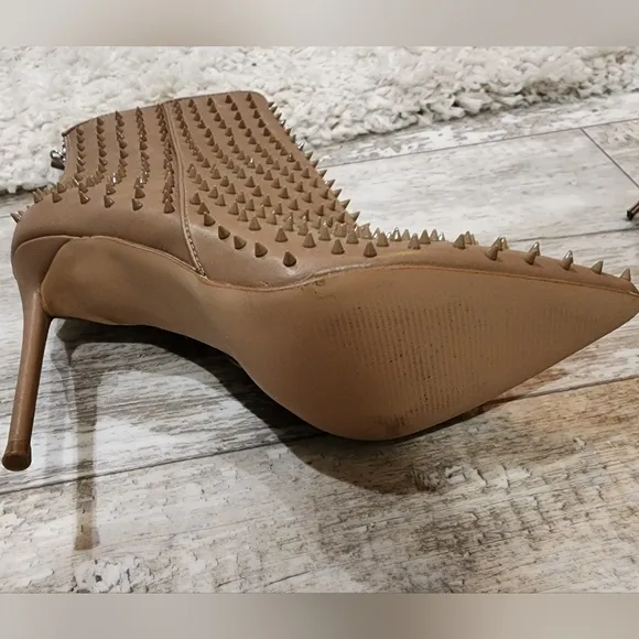 Steve Madden Vapor Boots in Mocha Size 9