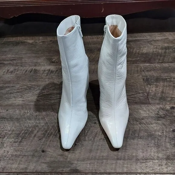 Steve Madden Zoe White Patan leather Women's Short Gogo Boots USA Size 9M