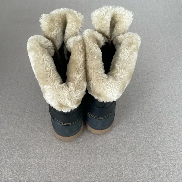 Storm by Cougar Waterproof Boots Size 6