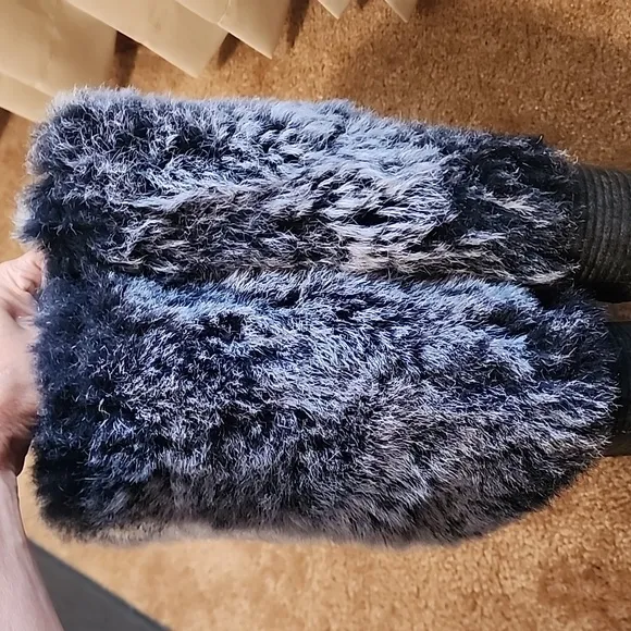Stuart Weitsman Blizzard Shearling W/Fur Cuff Boots