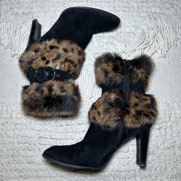STUART WEITZMAN black / leopard suede and rabbit fur heeled ankle boots 9.5