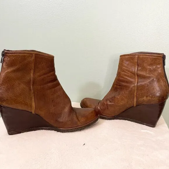 Stuart Weitzman Boots Women 9M Brown Leather Wedge Clog Almond Toe Ankle SPAIN