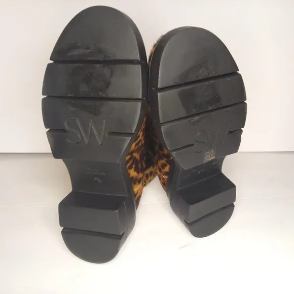STUART WEITZMAN Nwot or box Norah Riff on Chelsea boots