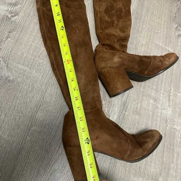 Stuart Weitzman Tieland Boots