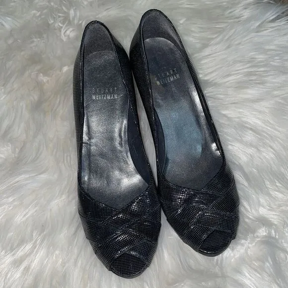 Stuart Weitzman Black Leather Shiny Peep Toe pumps