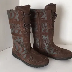TEVA Cara Kiru Leather Boot Lace Up Detail Faux Fur Lined Weatherproof Kids Sz 5