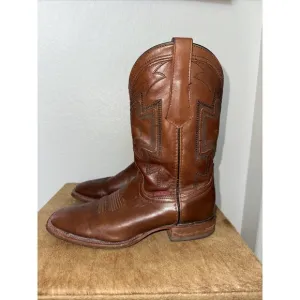 Texas Country Brown Cowboy Boots 9 E.   Great Condition!