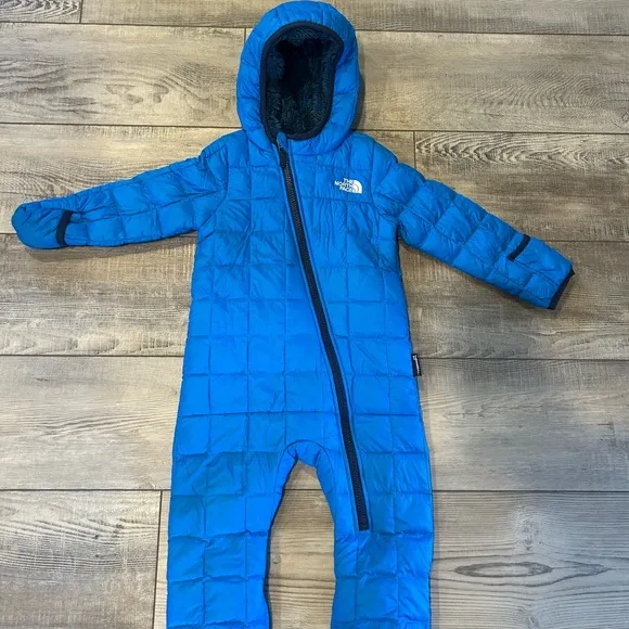 The North Face 12-18 Thermoball Snowsuit