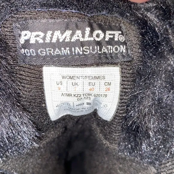 The North Face 200g Black Suede Primaloft Faux Fur Lace Boots Women’s 9