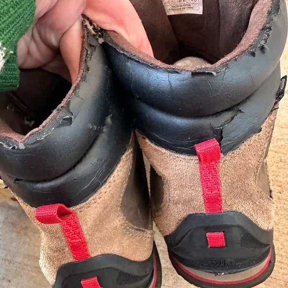 The North Face Back To Berkeley Hiking Boots Mens 9.5 Brown Waterproof Ortholite