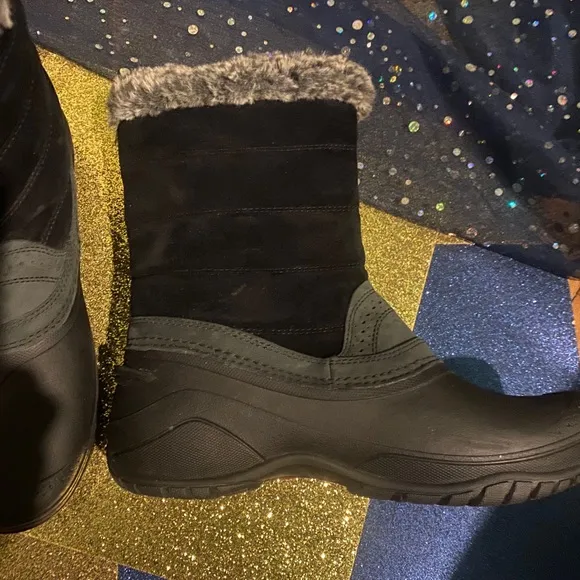 THE NORTH FACE BLACK GREY SUEDE SNOW FUAX FUR SNOW Boots GORG COZY LUX
