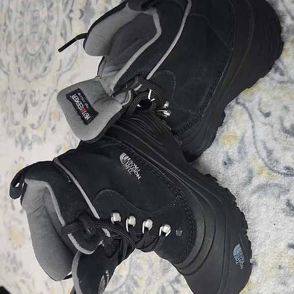 The North Face Black Insulated Winter Boots