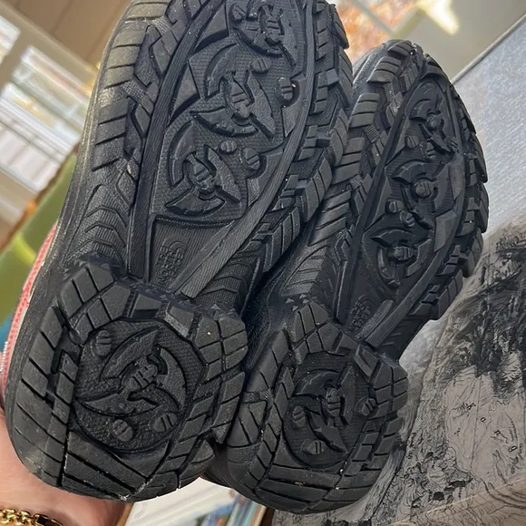 The North Face boys winter boots