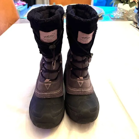 The North Face Heat Seeker waterproof insulated winter boots SZ 6 Worn 2X