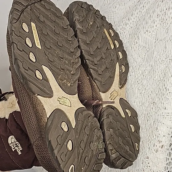 The North Face Ice Pick puffer goose down faux fur winter snow cold boots sz 7.5