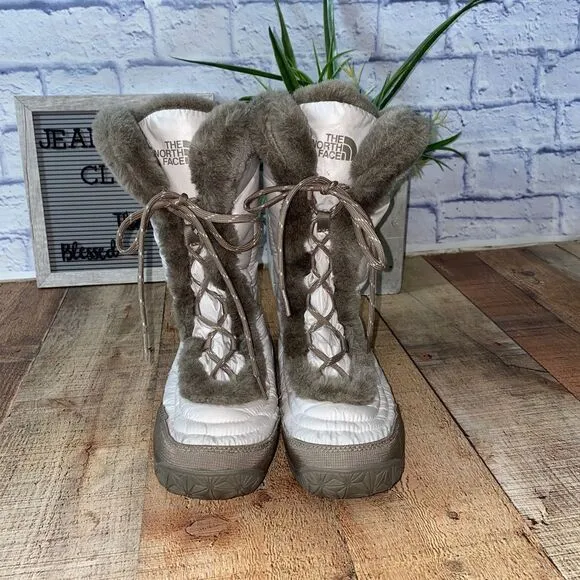 THE NORTH FACE Icepick Nuptse white goose down white winter boots size 10