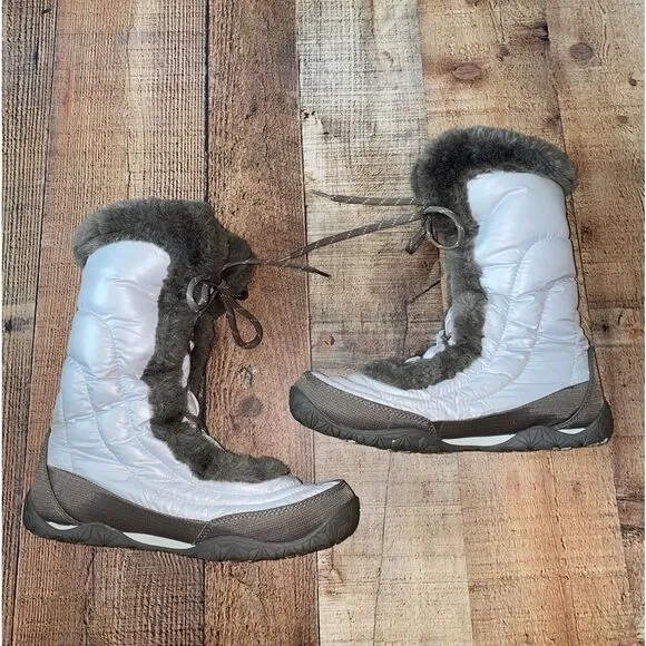 THE NORTH FACE Icepick Nuptse white goose down white winter boots size 10