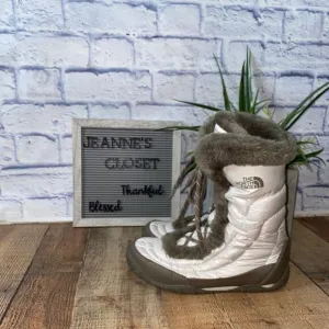 THE NORTH FACE Icepick Nuptse white goose down white winter boots size 10