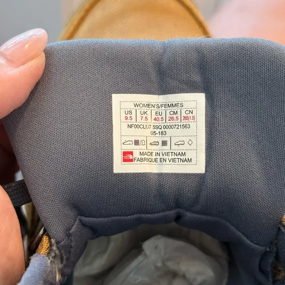 The North Face ‘Renew’ Boots