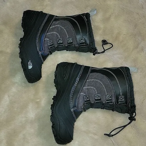 THE NORTH FACE TNF BLACK ALPENGLOW IV WATERPROOF WINTER BOOTS, SIZE 2