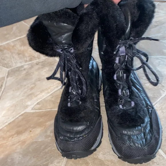 THE NORTH FACE WINTER BOOTS SIZE 7🥰🥰